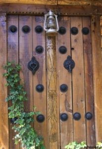 ساخت درب چوبی سنتی , درب چوبی قدیمی