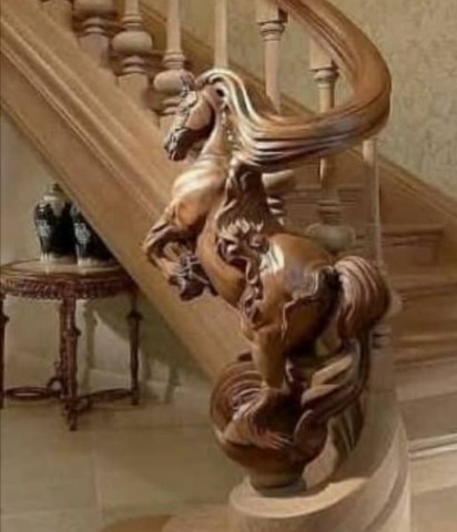 ایستگاه پله مجسمه اسب