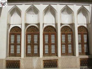 آموزش رسم گره چینی , فیلم آموزش گره چینی , آموزش تصویری گره چینی , معرفی انواع نقوش سنتی , دانلود کتاب آموزش گره چینی , ابزار. گره چینی و ارسی سازی ,  گره چینی ساده و درشت , قیمت گره چینی , انواع طرح های گره چینی