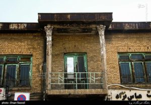 محله پامنار تهران , یک درب قدیمی , درب چوبی قدیمی