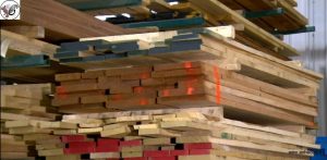 بهترین چوب برای ساخت درب چوبی اتاق کدام است؟ , انتخاب چوب مناسب و محافظت از آن برای ساخت درب تمام چوب