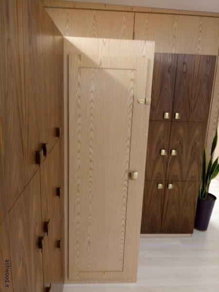 دکوراسیون چوبی ساخته شده از روکش چوب گردو و ملچ , نمونه کار 