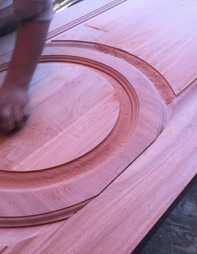 ساخت انواع درب چوبی لوکس