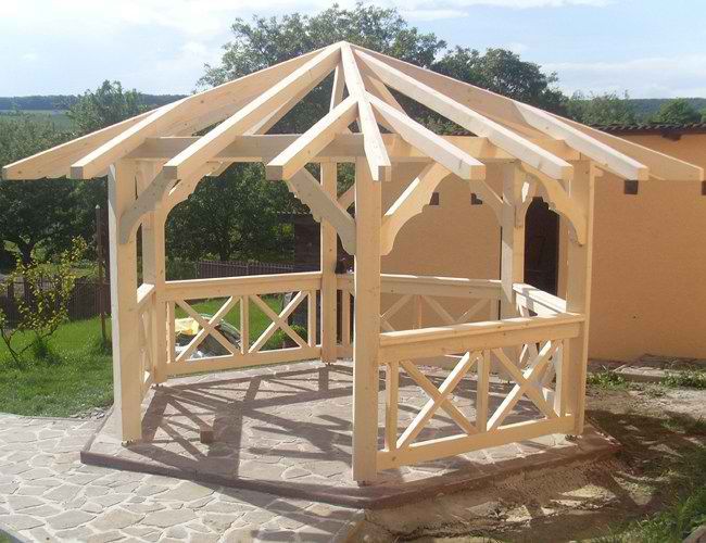 طراحی و ساخت انواع آلاچیق چوبی ، سازنده و برآورد قیمت