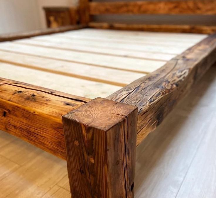 تختخواب چوبی روستیک ، زیبایی طبیعی برای اتاق خواب شما