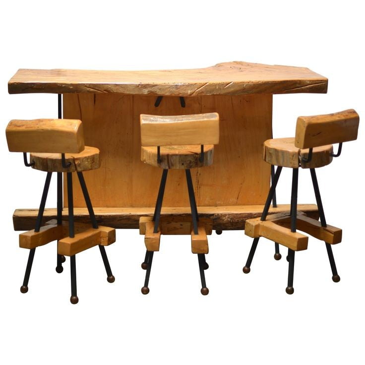 میز بار جالب ساخته شده از اسلب چوب طبیعی 