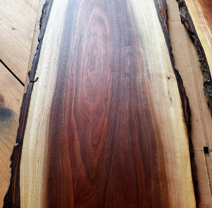 چوب گردو بسیار زیبا و خاص