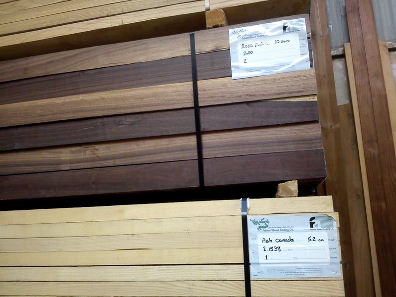 انواع تخته , چوب و روکش های الپی ایتالیایی , اروپایی و چوب روسی درجه یک , چوب جنگل های افریقایی جهت سازه های لوکس و سفارشی ساز