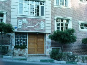 عکاسی تهران قدیم , عکاسی خانه های قديمی ، عکس تهرانگردی ، درب قدیمی چوبی تهران
