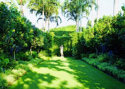 دکوراسیون خارجی یک باغ ویلایی زیبا