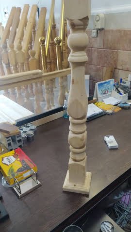 نرده خراطی چوبی پله ، صراحی پله کاج روسی