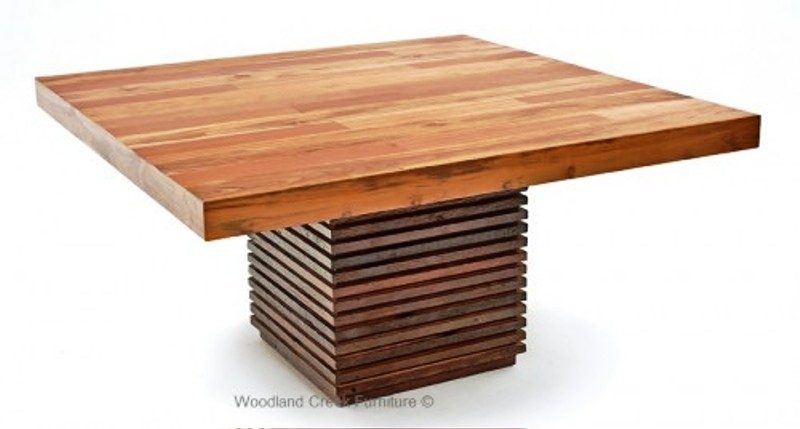 میز چوبی با طراحی منحصر به فرد تلفیق سبک مدرن و روستیک 