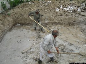 شفته ریزی استخر مهندس موحد منطقه احمد آباد مستوفی