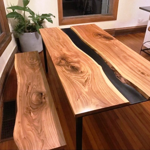 میز تمام چوب