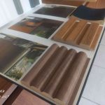 دیوارکوب ام دی اف شرکتی با طراحی مدرن و روکش طرح چوب