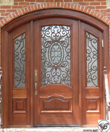 مدل درب ورودی چوبی ساختمانی و ویلایی , ساخت زیباترین مدل های درب ورودی برای ساختمان شیک و مدرن و کلاسیک