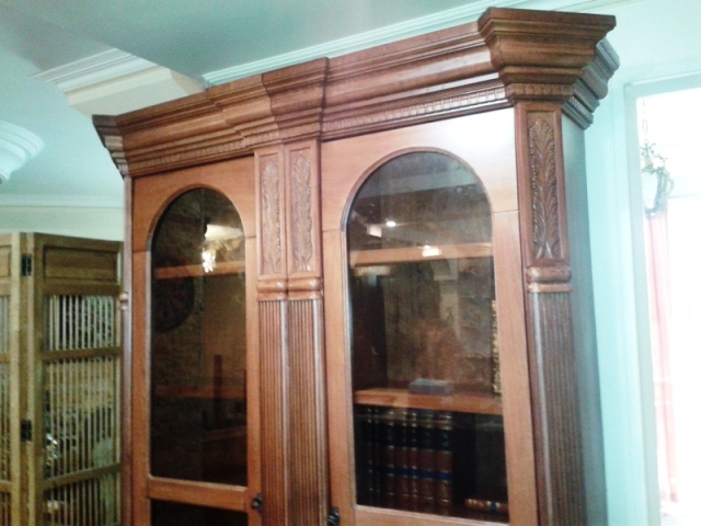 کتابخانه چوبی سبک کلاسیک , کتابخانه آقای تقوی