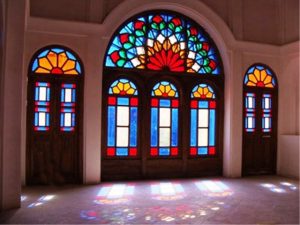 تصویر با کیفیت پنجره ارسی ,  ارسی گوشه ی گمشده ی آواز خانه ی ایرانی , پنجره های اورسی , 