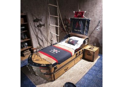 دکوراسیون اتاق کودک ، تخت خواب کودک با مدل پسرانه دزدان دریایی