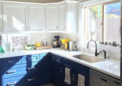 ترکیب رنگی : پالت رنگ , انتخاب رنگ , رنگ آشپزخانه سفید + آبی روشن + آبی لاجوردی آشپزخانه