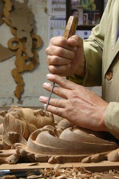 خدمات منبت کاری چوب و ساخت مجسمه چوبی
