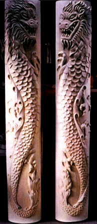 ستون حکاکی شده ، منبت کاری روی چوب ، نقش اژدها