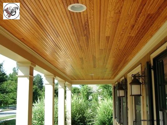 سقف کاذب چوبی ساخته شده از لمبه