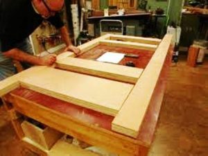 معرفی انواع درب و چهارچوب , دکوراسیون چوبی سازه های چوبی ، در چوب