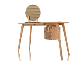 میز آرایش ساخته شده از چوب چنار