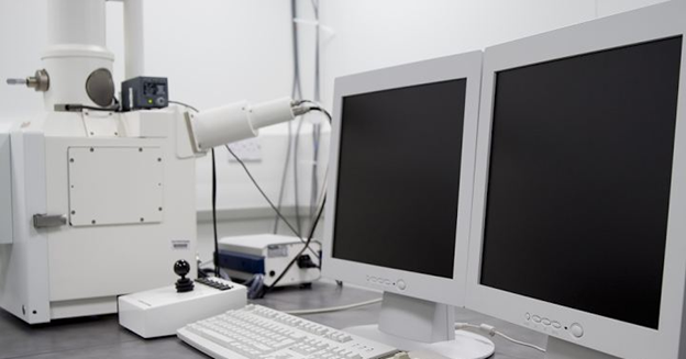 دستگاه های پیچیده کامپیوتری برای بررسی میکروسکوپی چوب