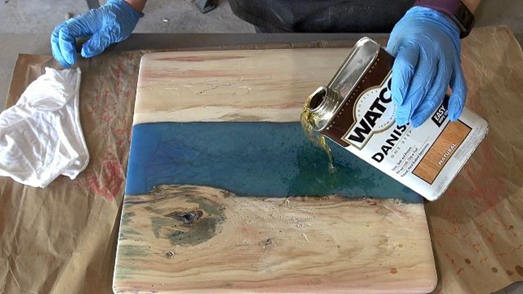 دانستنی هایی راجع به رزین اپوکسی چوب -  چگونه می توان چوب را با رزین اپوکسی آب بندی کرد