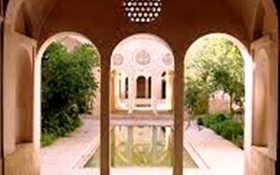 معماری پایدار در خانه عباسیان کاشان