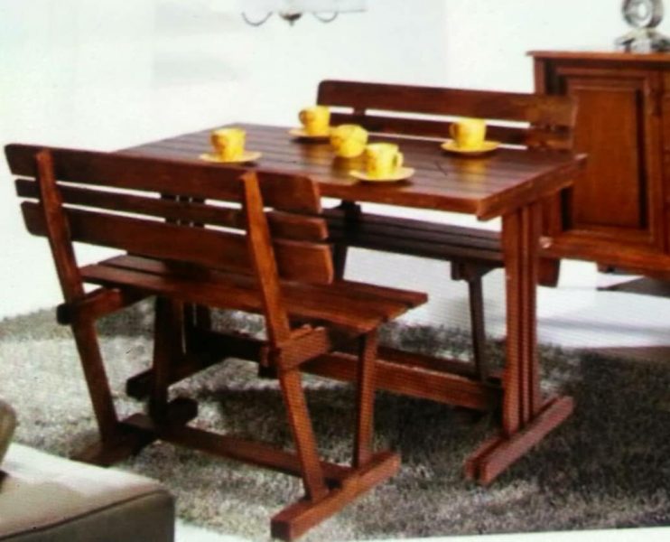 میز و صندلی چوب کاج روسی