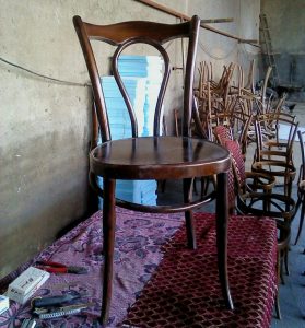 میز و صندلی لهستانی
