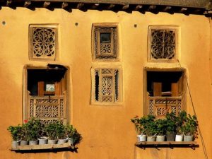 ایرانگردی , درب و پنجره سنتی چوبی