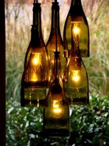 ایده های ناب و جالب , نورپردازی با بطری های بازیافتی