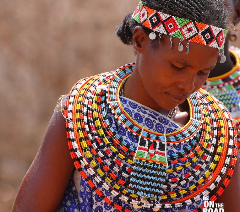 دکوراسیون قبیله ای رنگارنگ، کنیا