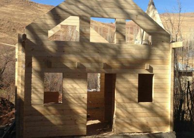 ساخت کلبه و ساختمان چوبی ، دیوار سازی با چوب و تنه و گرده بینه ، ساخت ویلا