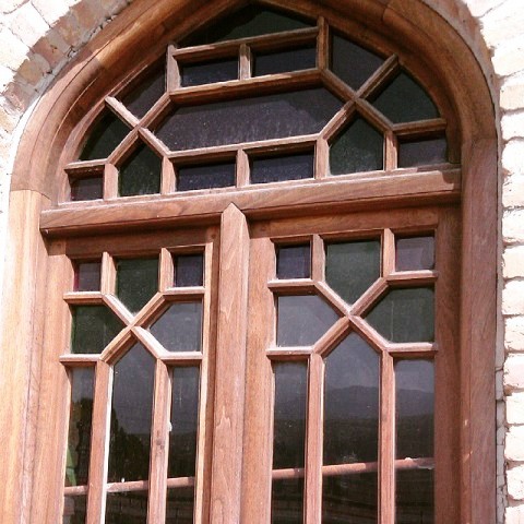 ساخت پنجره چوبی