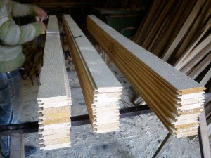 لمبه کام و زبانه چوب ، سونای خشک ، دیوارکوب چوبی