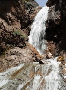آبشار ناران در منطقه لواسانات