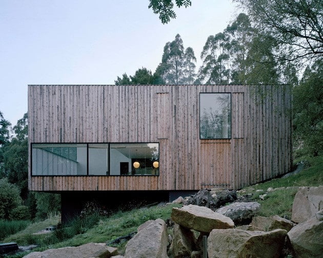 خانه ای با روکش چوبی