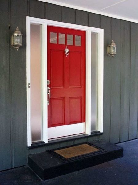 درب قرمز زیبا