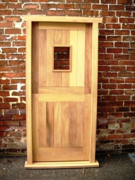 درب چهار قاب چوبی ، انواع درب و چهار چوب چوبی ، عکس درب