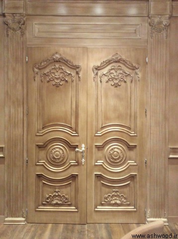 درب چوبی سبک کلاسیک