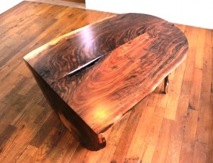 طراحی و ساخت میز و صندلی چوب تنه درخت
