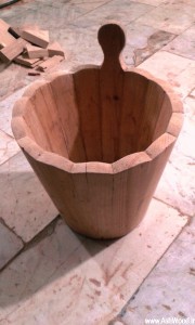 سطل چوبی ، دکوراسیون روستیک