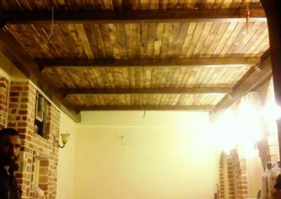 سقف چوبی دکوراسیون رستوران سنتی