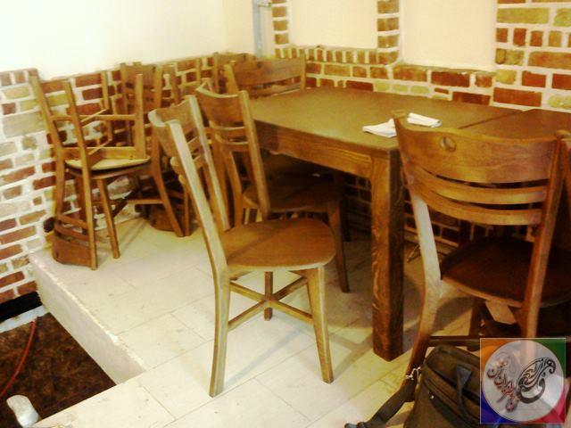 صندلی و میز رستوران ایتالیایی دکوراسیون چوبی سنتی