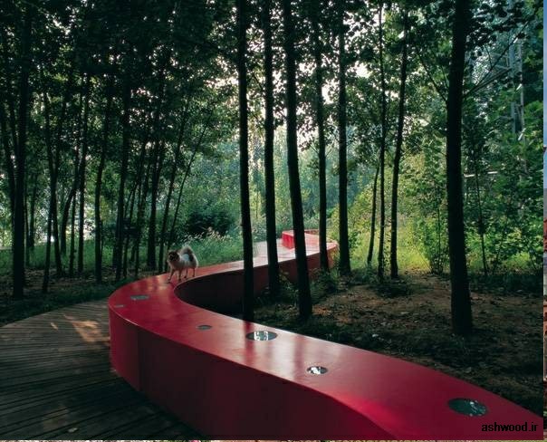 روبان قرمز- این سازه در پارک رودخانه تانگ در چین
